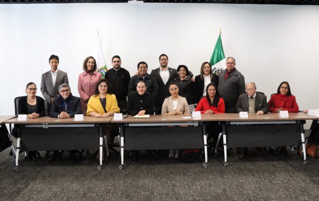 Sesiona Consejo Académico y de Innovación del Congreso del Estado para instituir la Cátedra Matilde Montoya