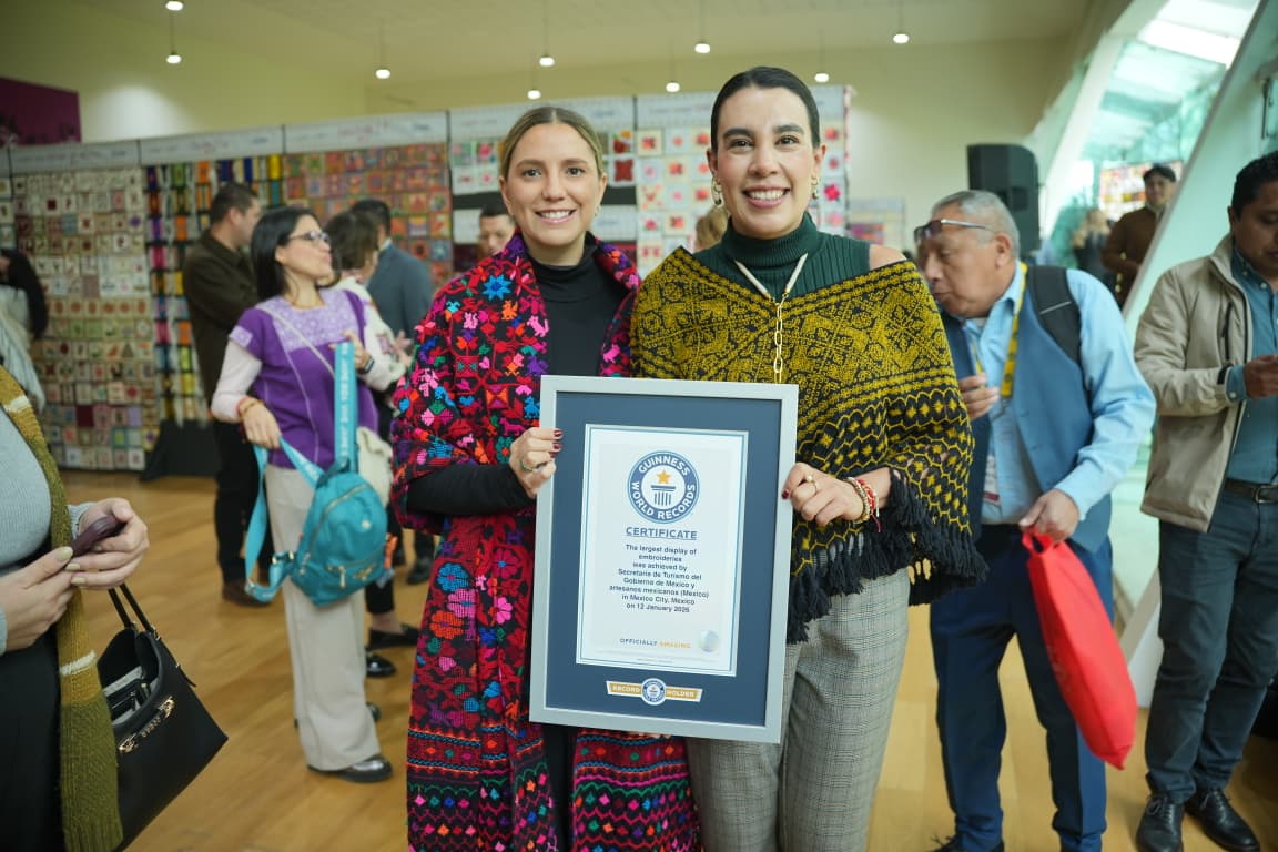 Puebla contribuye al Récord Guinness de bordados más grande del mundo