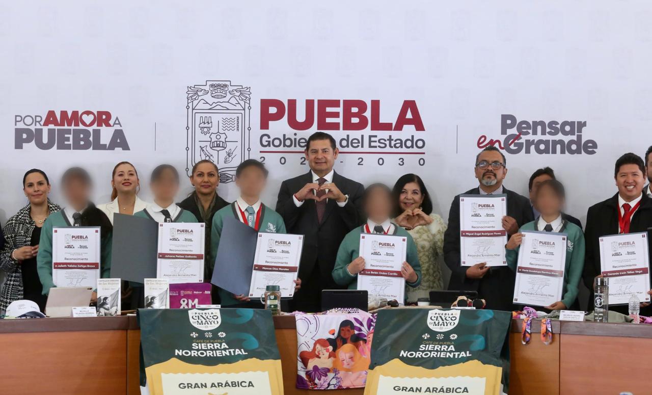 Puebla Tierra de Campeones: estudiantes del CECYTE acudirán a ferias internacionales de ciencia
