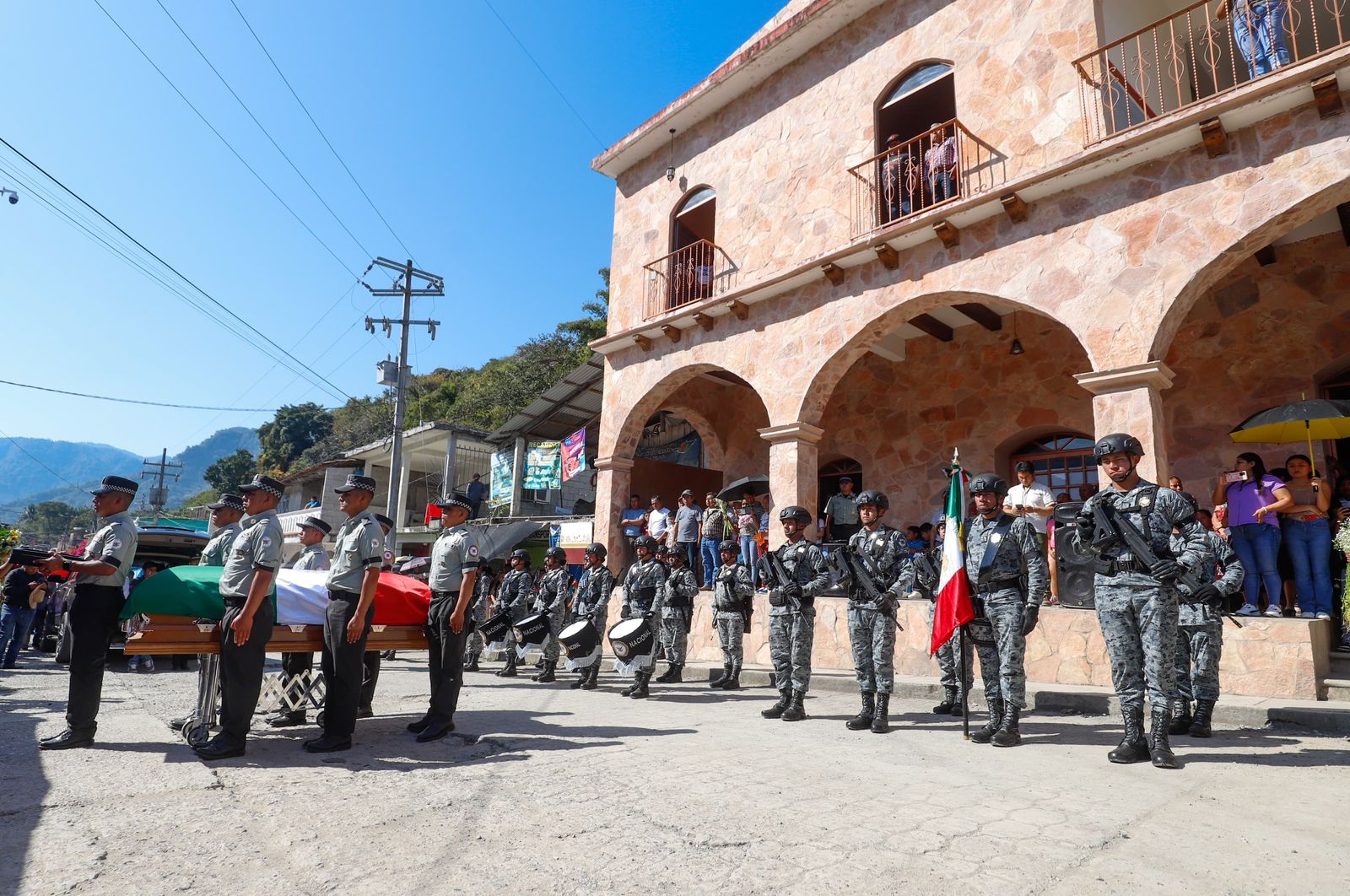 Guardia Nacional rinde honores póstumos a sargento poblano caído en Jalisco