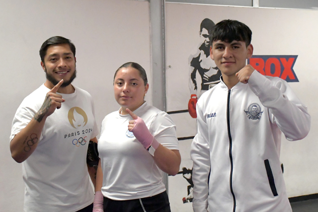 Forma Benemérita Universidad Autónoma de Puebla campeones arriba y abajo del ring