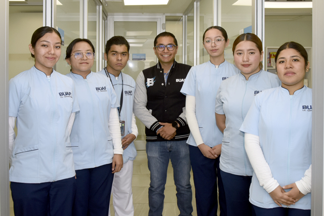 Contribuye BUAP al envejecimiento saludable con atención a adultos mayores