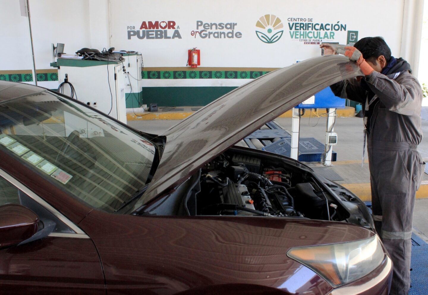 Para mantener la calidad del aire, fueron verificados más de 30 mil vehículos en enero