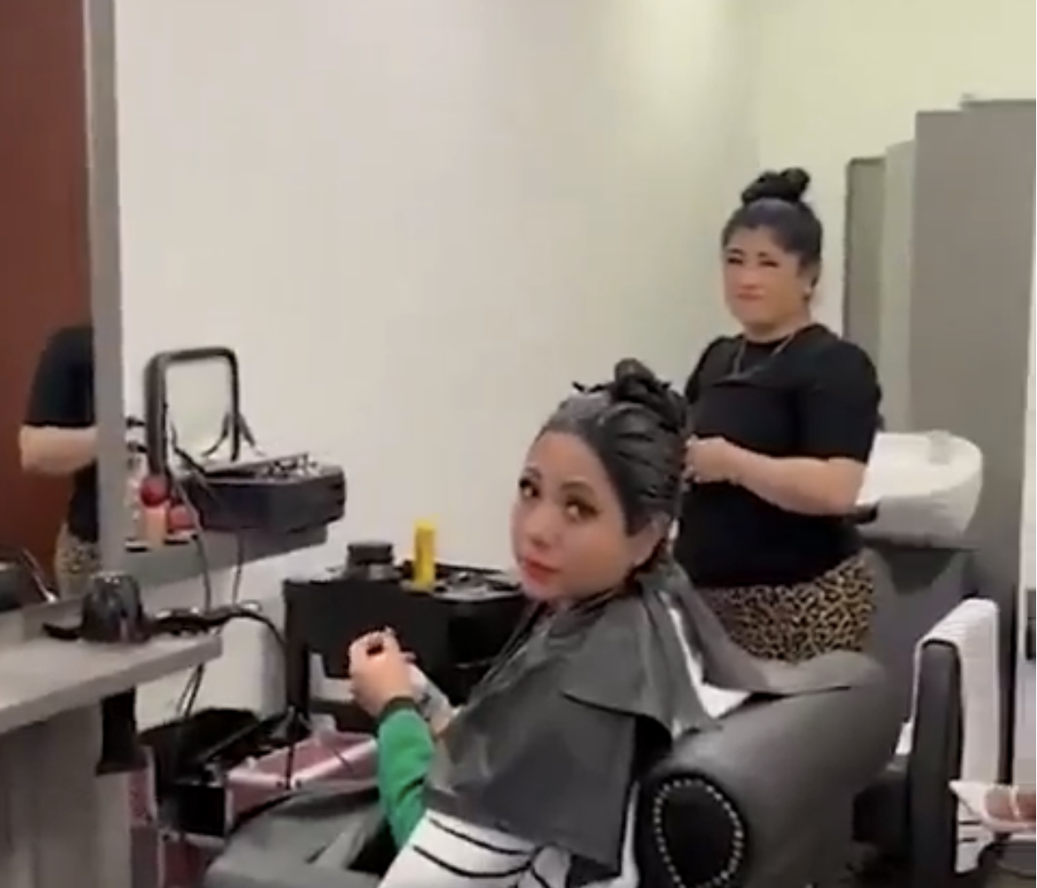 Reabre el salón de belleza del Senado y estalla la polémica