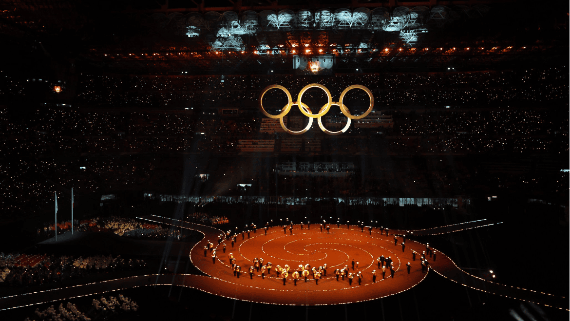 Italia enciende la llama olímpica con una inauguración histórica en Milano Cortina 2026