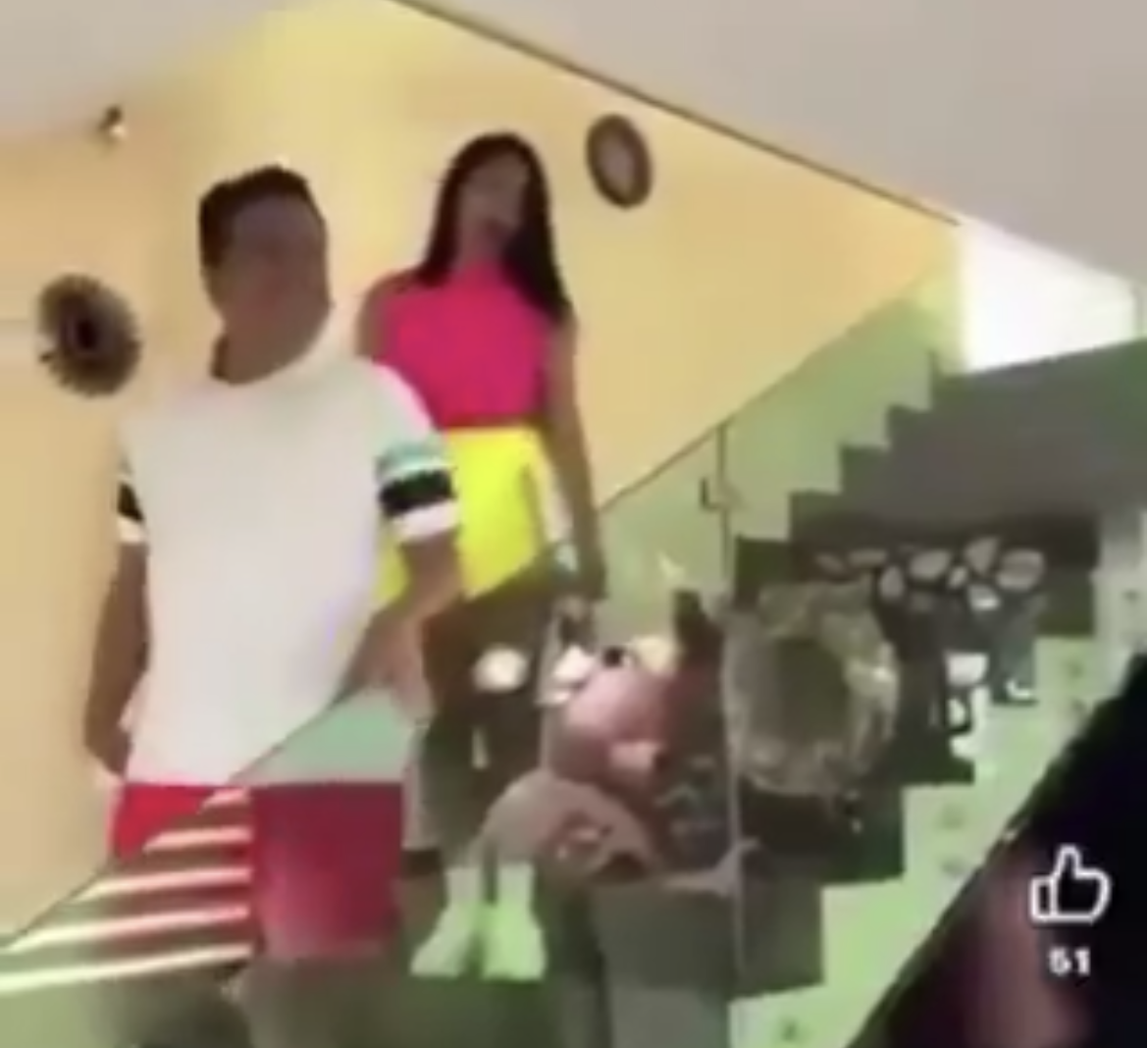 Edil de Chignahuapan genera polémica tras exhibir fajo de billetes en video por San Valentín