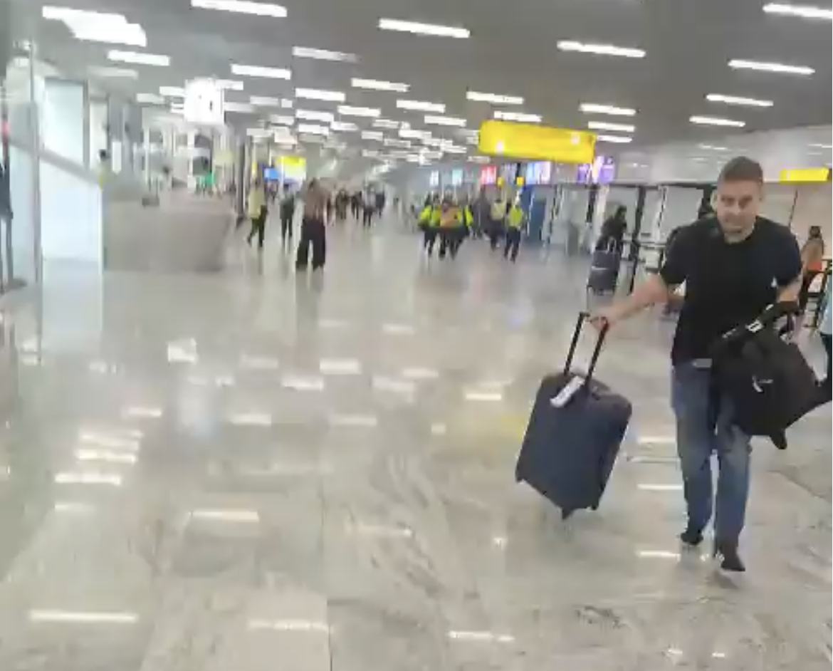 Alarma en el Aeropuerto de Guadalajara tras ola de violencia en Jalisco por muerte de El Mencho