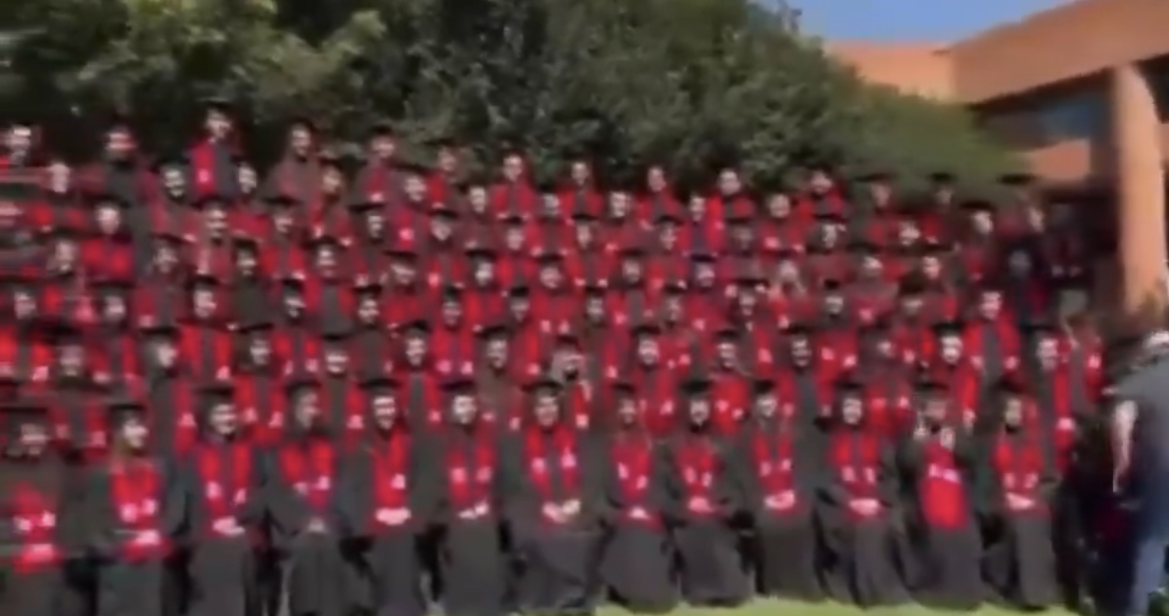 Se desploman gradas en Ibero campus Santa Fe