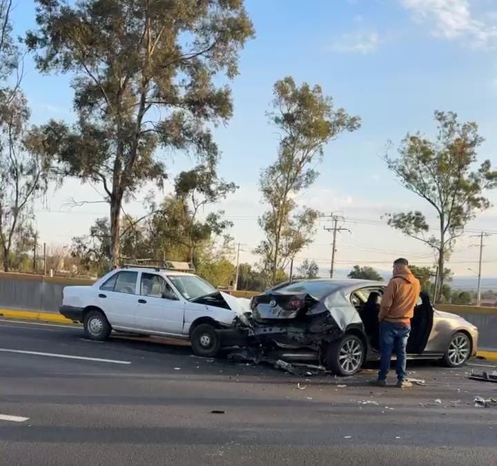 Choque por alcance provoca afectación vial en la autopista México – Puebla