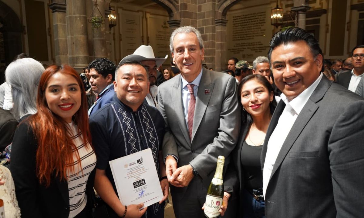 Pepe Chedraui entrega certificados “Hecho en México” para fortalecer el desarrollo económico local