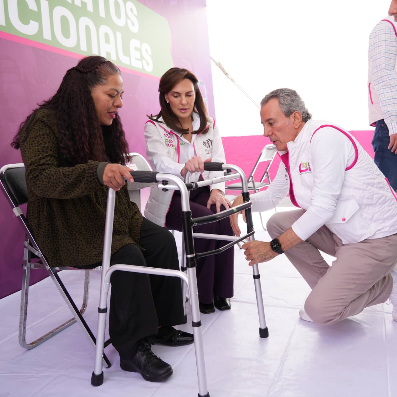 Fortalecen MariElise Budib y Pepe Chedraui la inclusión social con entrega de aparatos ortopédicos