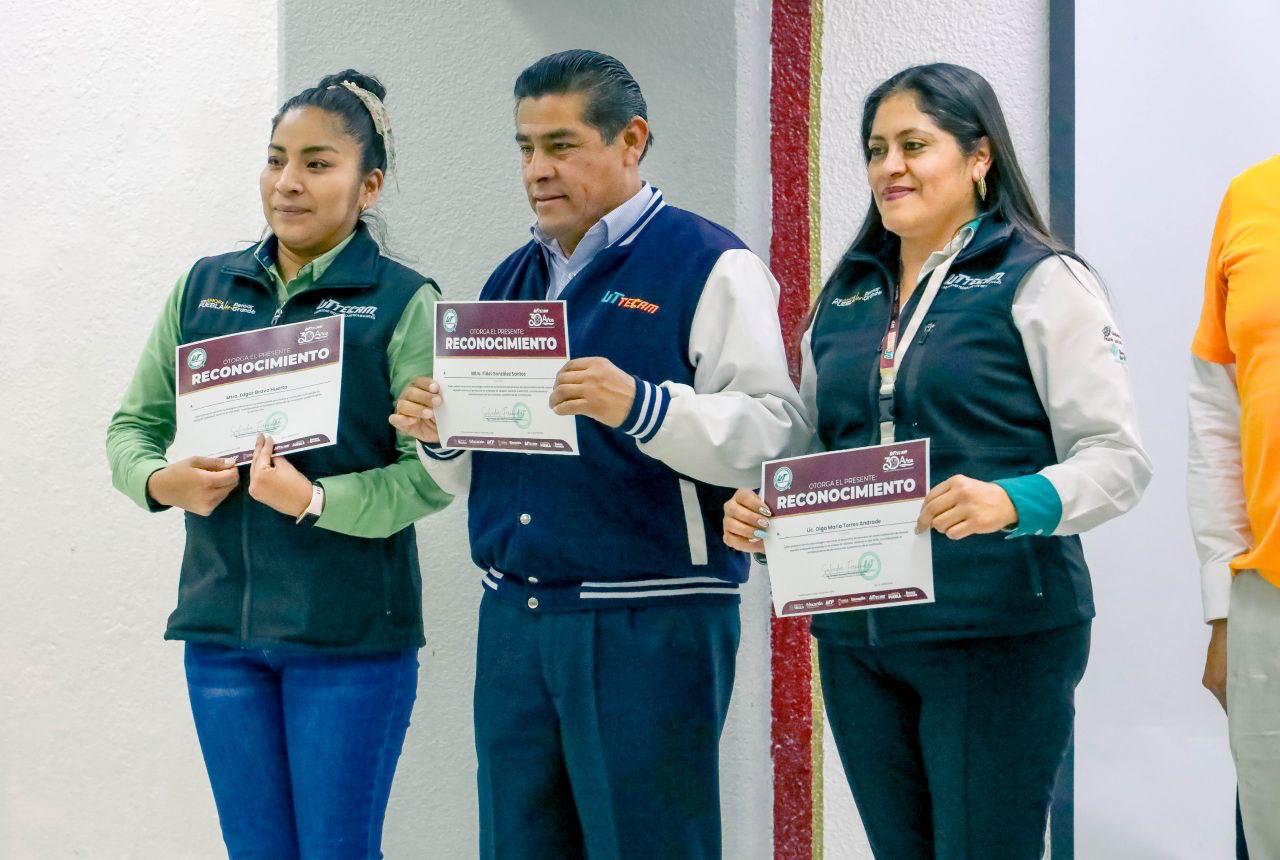 Reconoce UTTECAM a 80 docentes por Servicios Tecnológicos