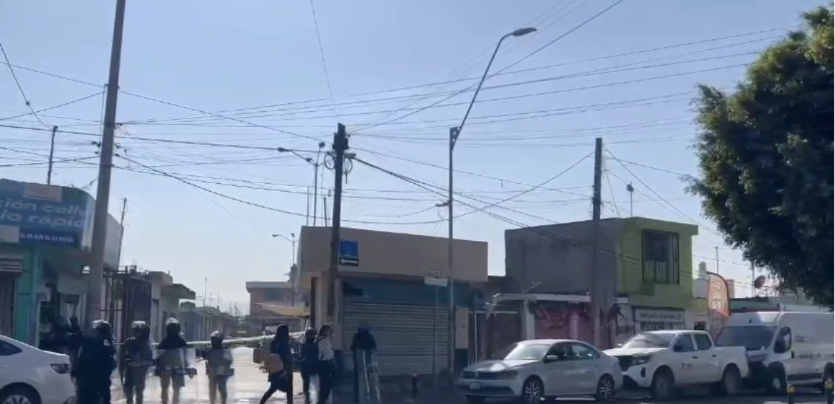 FGE localiza restos óseos durante cateos en el mercado Morelos