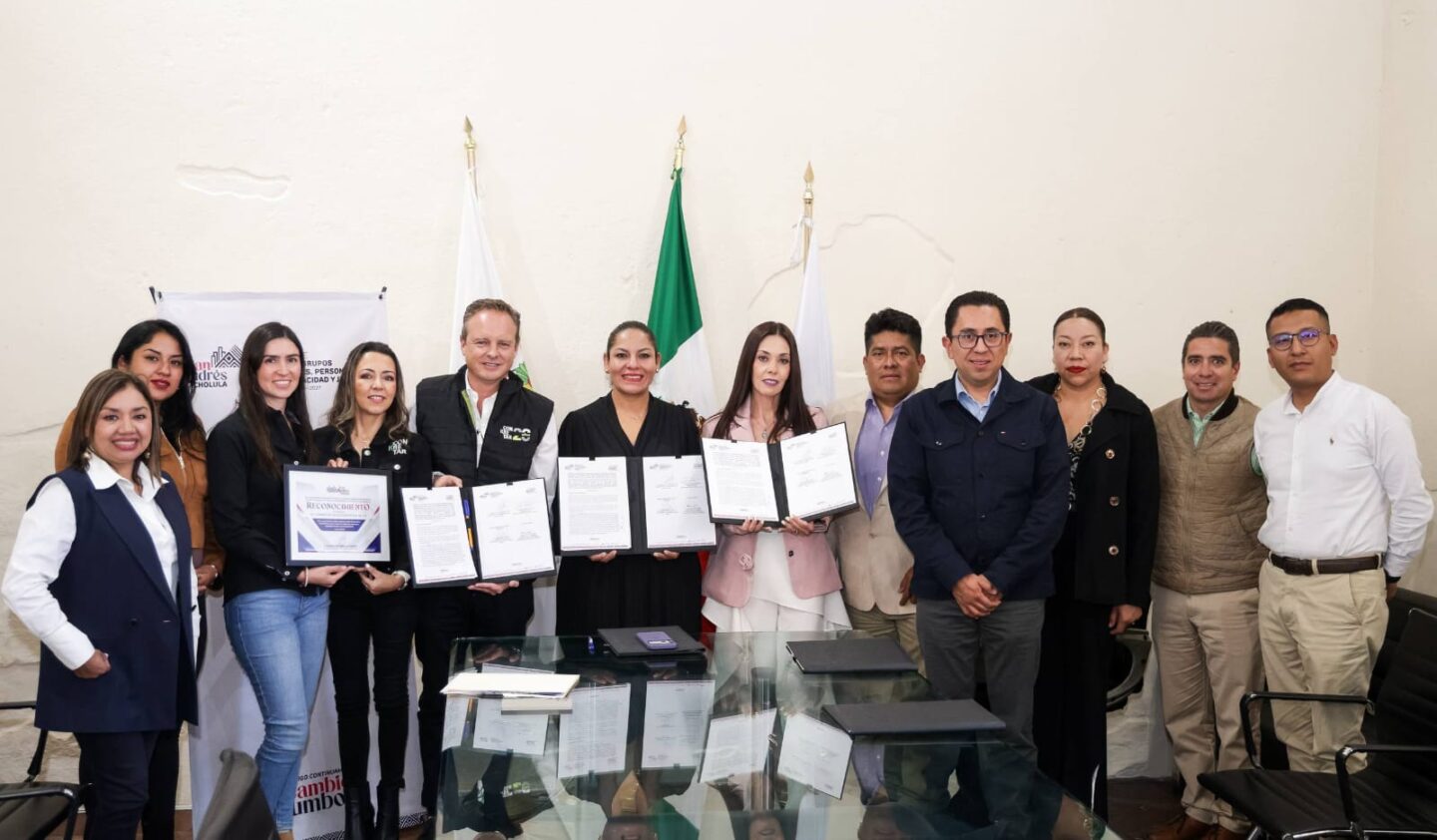 Lupita Cuautle y Conkretar de Occidente dignificarán más hogares en San Andrés Cholula