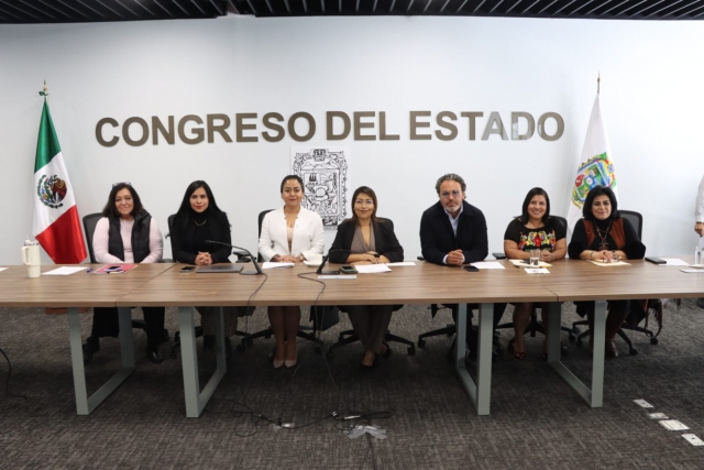 Aprueba Comisión del Congreso exhorto para fomentar estancias públicas para personas adultas mayores