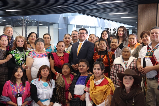 Congreso reconoce a cocineras y cocineros tradicionales de la región Izta-Popo