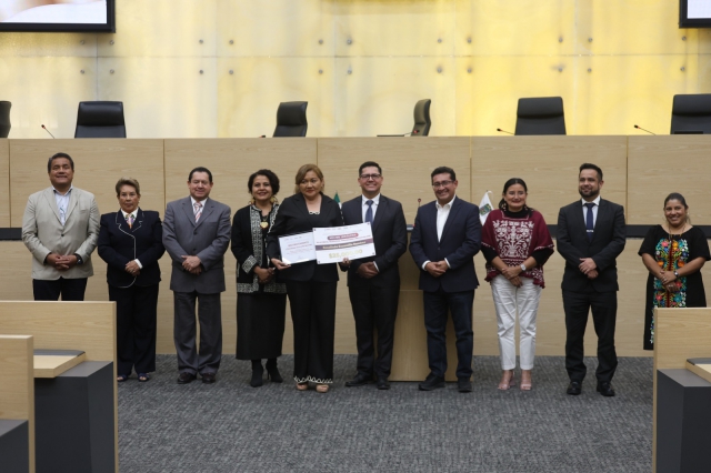 Entrega Congreso del Estado Medalla al Mérito Mujer Indígena 2025