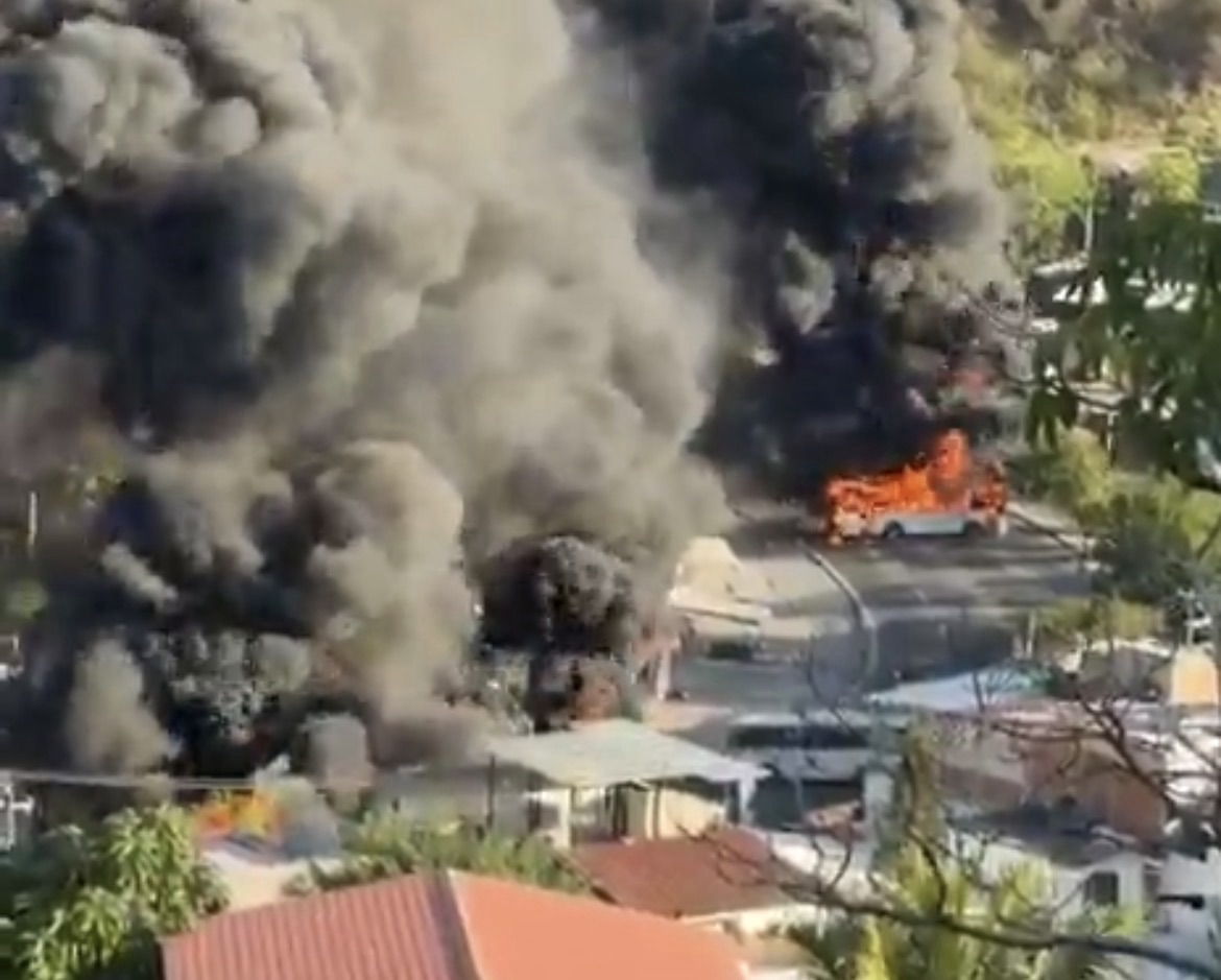 Bloqueos e incendios en cadena: la reacción del CJNG tras operativo federal