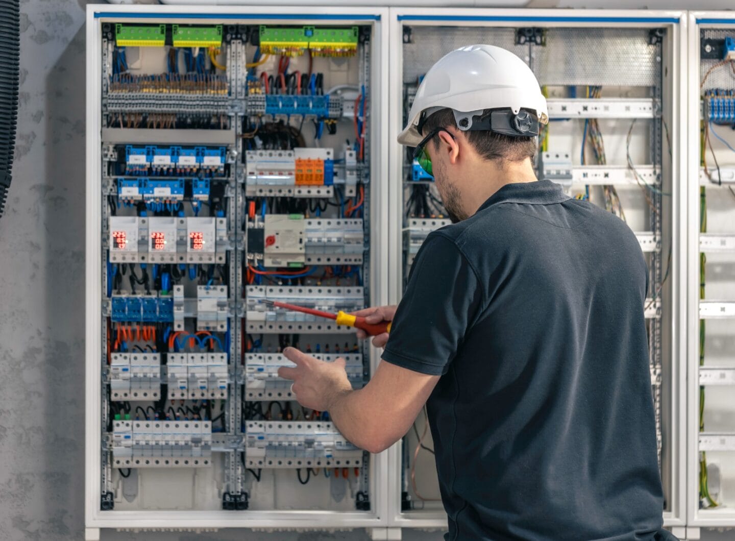 Gobierno de Puebla impulsa certificación en electromovilidad y sistemas eléctricos