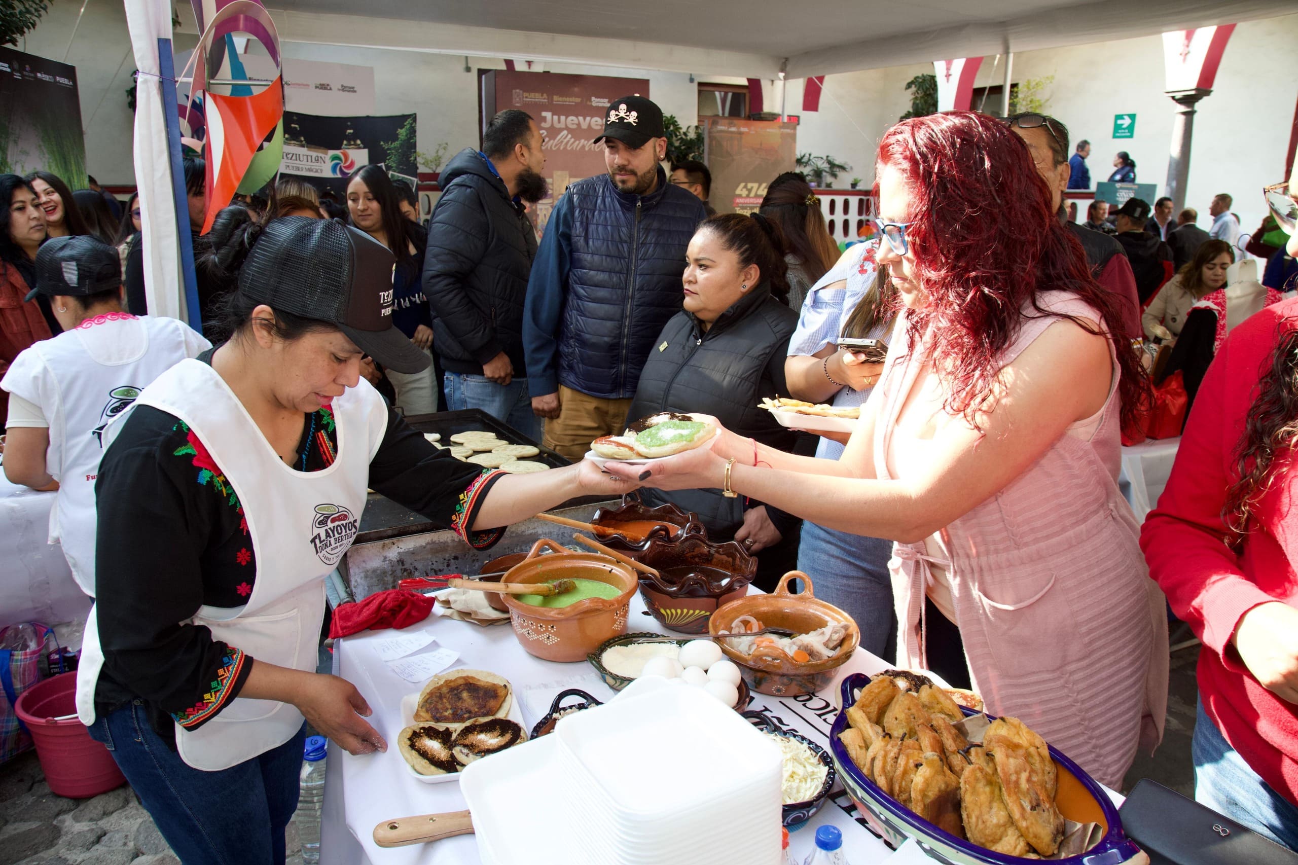 Arte, tradición y servicios para la ciudadanía en Jueves Cultural de Bienestar