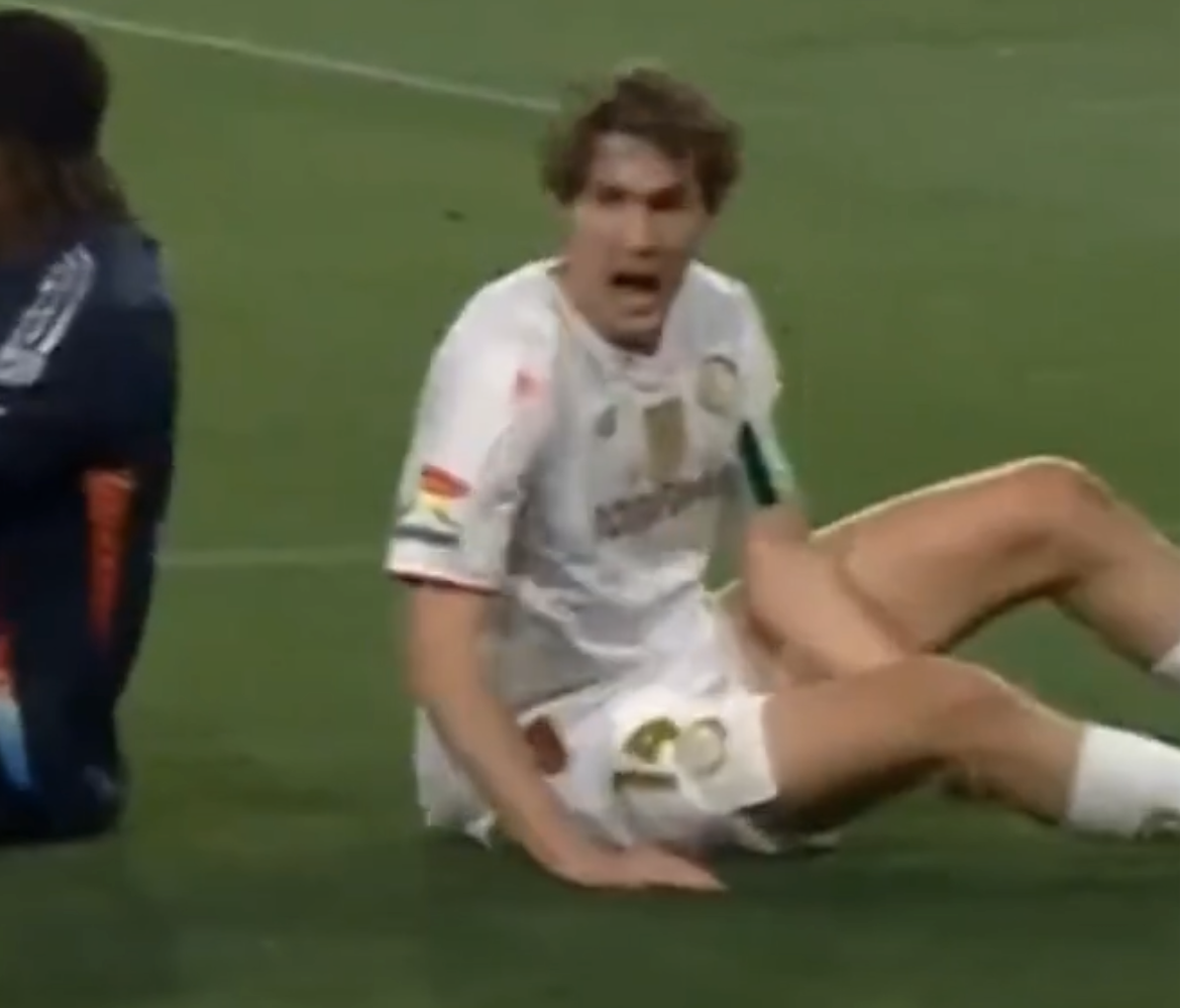 Marcel Ruiz sufre rotura de ligamento cruzado y queda fuera del Mundial 2026