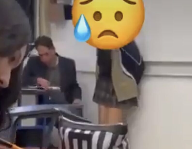 Indignación por acoso de profesor a alumnas en preparatoria privada de la CDMX