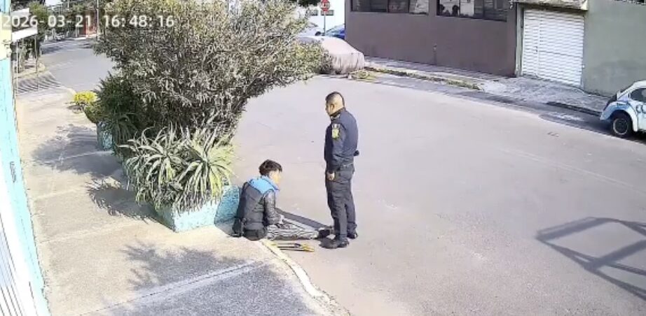 Indignación por agresión a jardinero en Coyoacán; investigan a policías