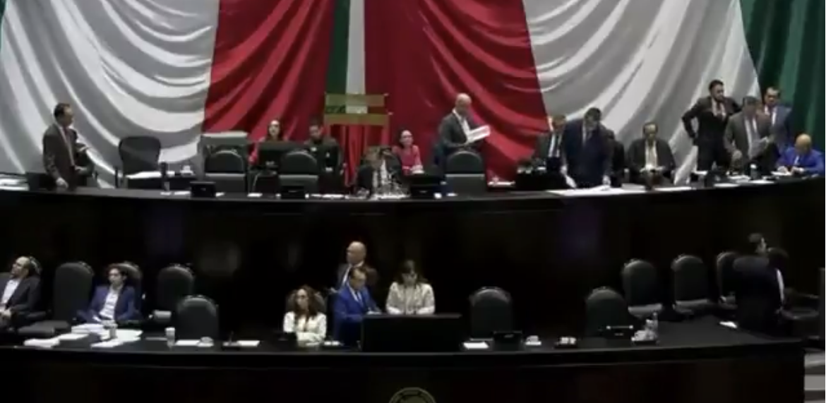 Avanza reforma contra privilegios: buscan poner tope a pensiones de altos funcionarios