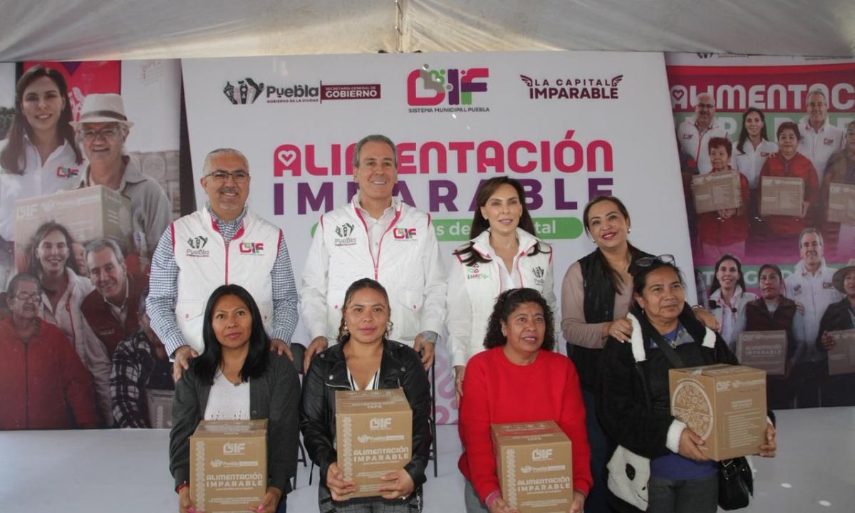 Pepe Chedraui y MariElise Budib entregan más de 4 mil despensas del programa “Alimentación Imparable” en la U.H. San Bartolo