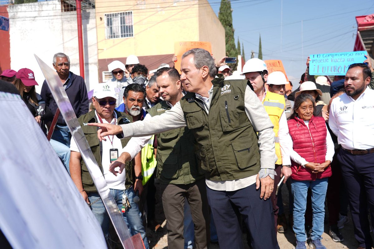 Supervisa Pepe Chedraui trabajos de rehabilitación vial en Camino Viejo a Balcones
