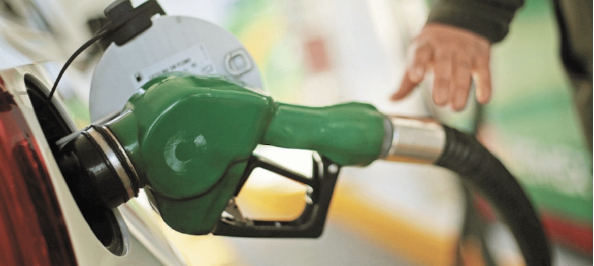Gasolina rebasa tope en algunas regiones pese a acuerdo nacional; detectan precios de hasta 25 pesos por litro