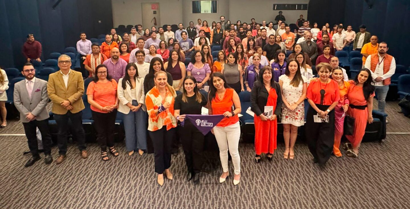 Mujeres y juventudes impulsan entornos digitales seguros en Puebla