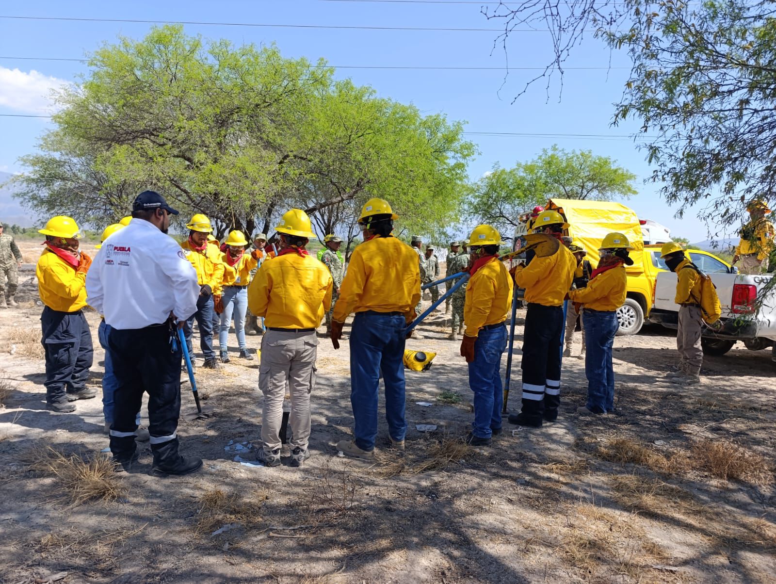 Brigadistas de Protección Civil amplían habilidades contra incendios forestales