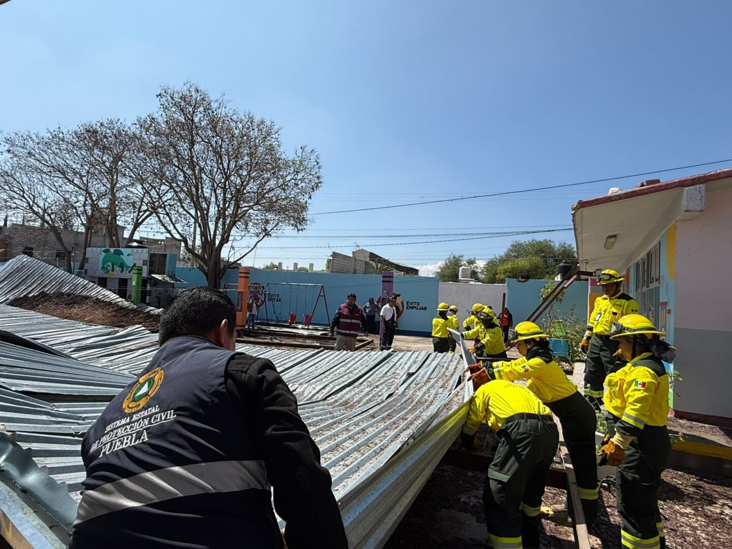 Protección Civil actúa oportunamente con afectados por granizada
