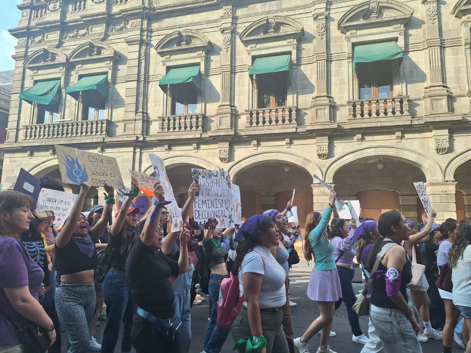Puebla marchó por ellas: miles de mujeres tomaron las calles en un 8M de memoria, exigencia y resistencia
