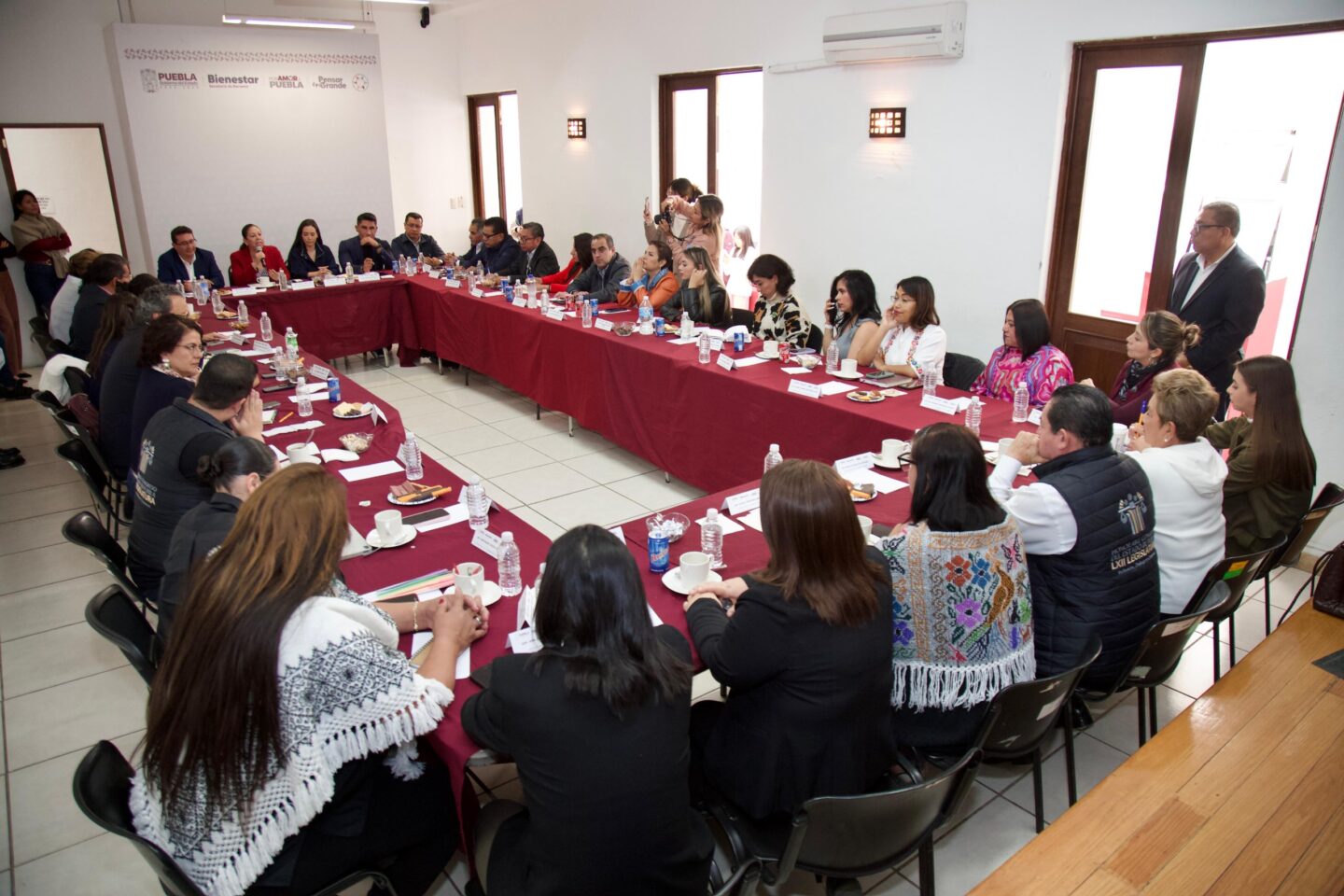 Gobierno de Puebla y Congreso ampliarán alcance de programas sociales