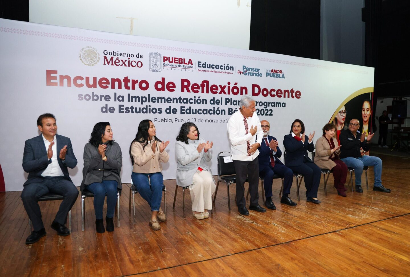 Realiza SEP Encuentro de Reflexión sobre Plan de Estudios 2022 con docentes de Puebla