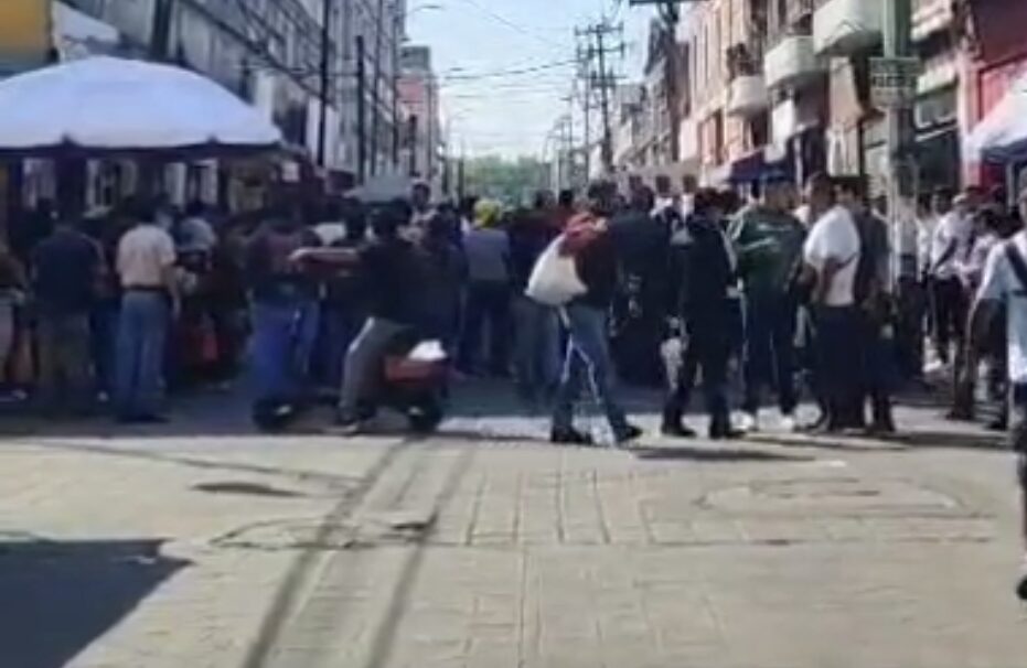 Denuncian presunta desaparición forzada de hombre detenido en funeraria de Puebla