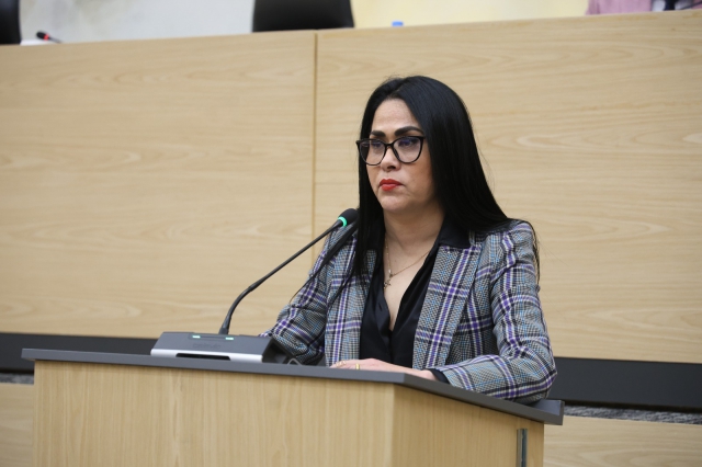 Propone la diputada Fedrha Suriano crear el Registro Estatal de Obligaciones Alimentarias