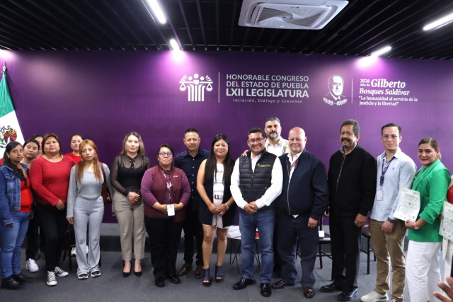 En el Congreso del Estado, ICATEP entrega constancias de capacitación para la prevención de la violencia contra las mujeres 