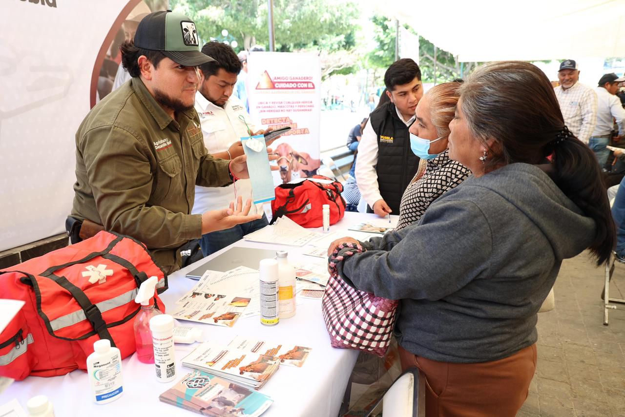 Con cercanía y escucha, Gobierno Estatal detona campo de Microrregión de Tehuacán