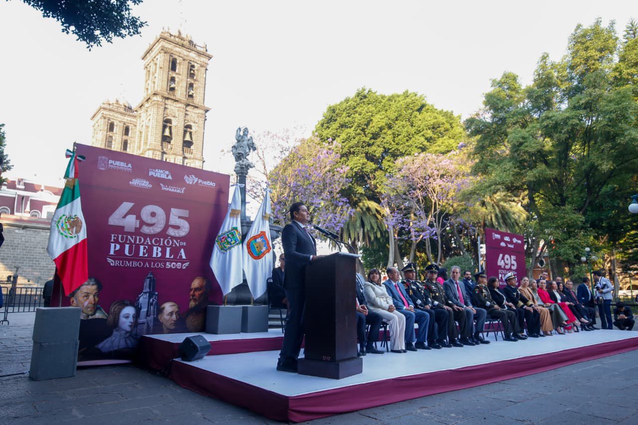 Encabezan Armenta y Chedraui ceremonia por aniversario 495 de Puebla