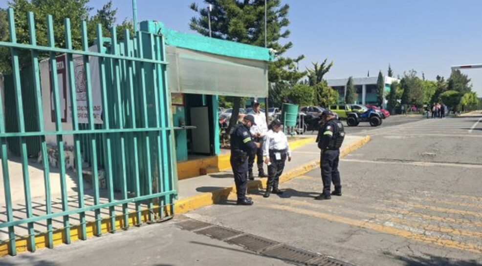 Indignación en Ecatepec: bebé abandonado en universidad muere tras ser rescatado