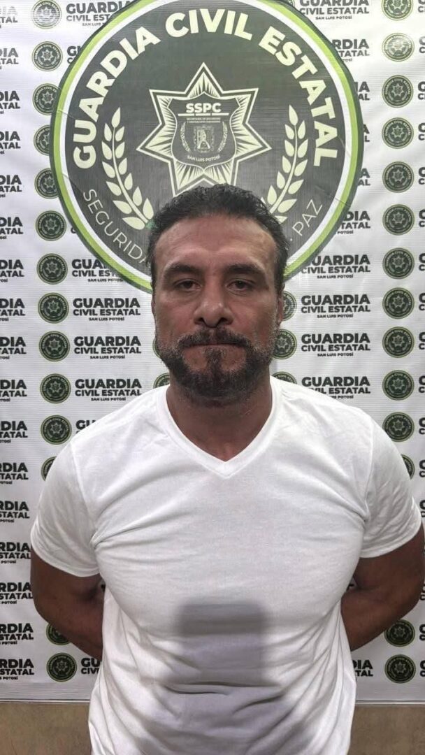 Exestrella de WWE, Alberto del Río, es arrestado en SLP tras denuncia de su esposa