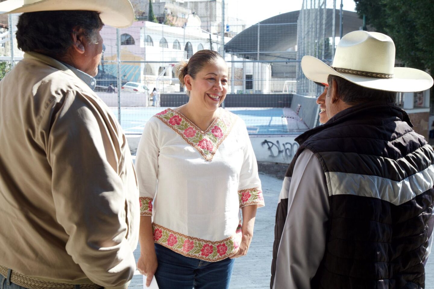 Reunión con ejidatarios impulsa desarrollo social y atención directa