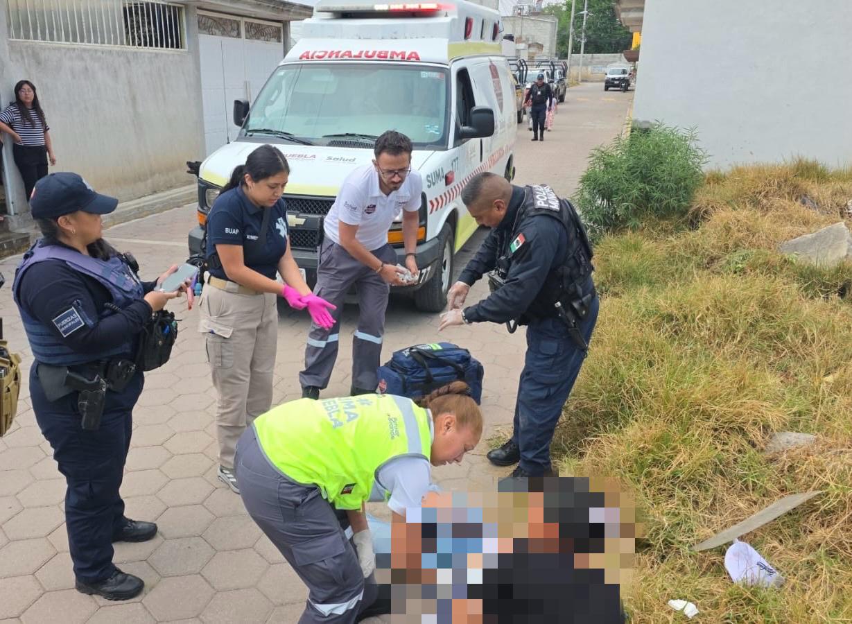 Atiende Cuautlancingo a mujer herida tras ser despojada de su vehículo en San Pedro Cholula