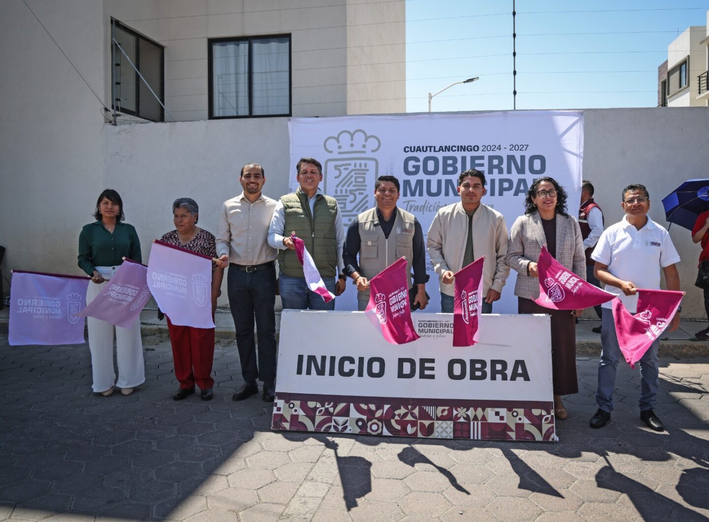 Omar Muñoz inicia reconstrucción de la calle Tlaxcala en Cuautlancingo