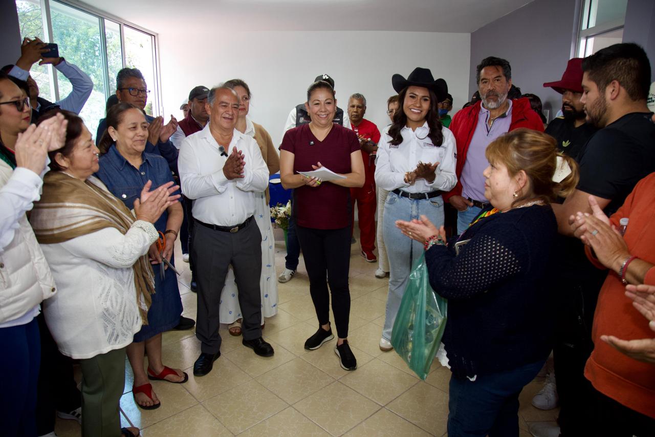 Dignifican mercado El Cuexcomate con Obra Comunitaria