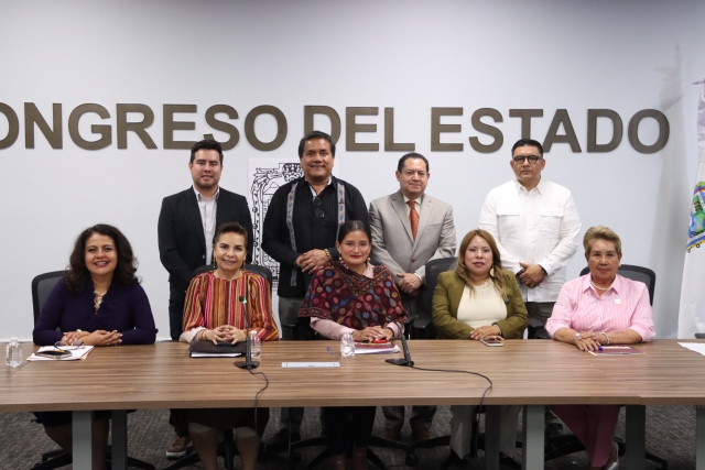 Comisión del Congreso aprueba exhorto para capacitar al personal de salud en lenguas indígenas
