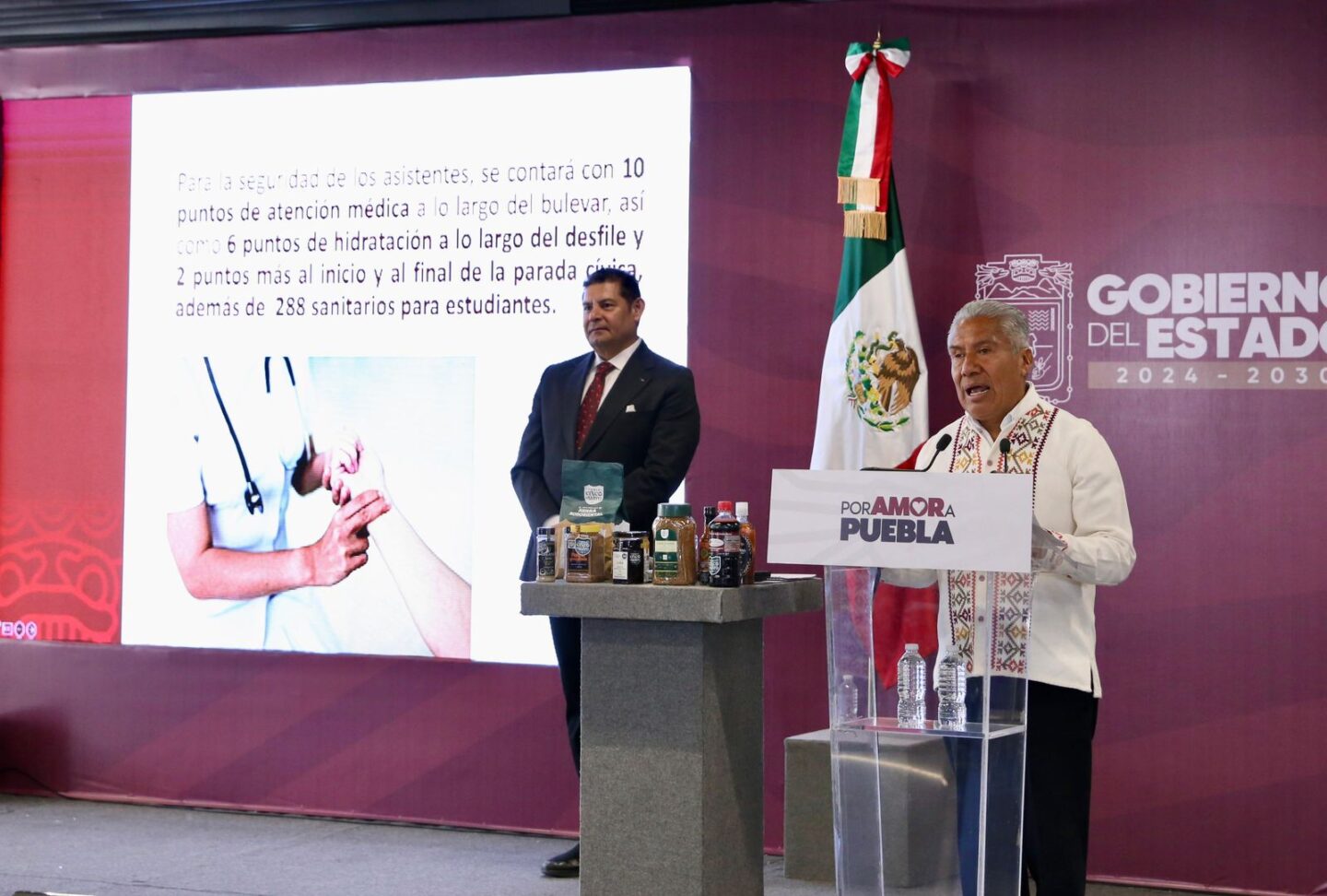 Despliegue operativo garantiza seguridad y disfrute de familias durante Desfile de 5 de Mayo